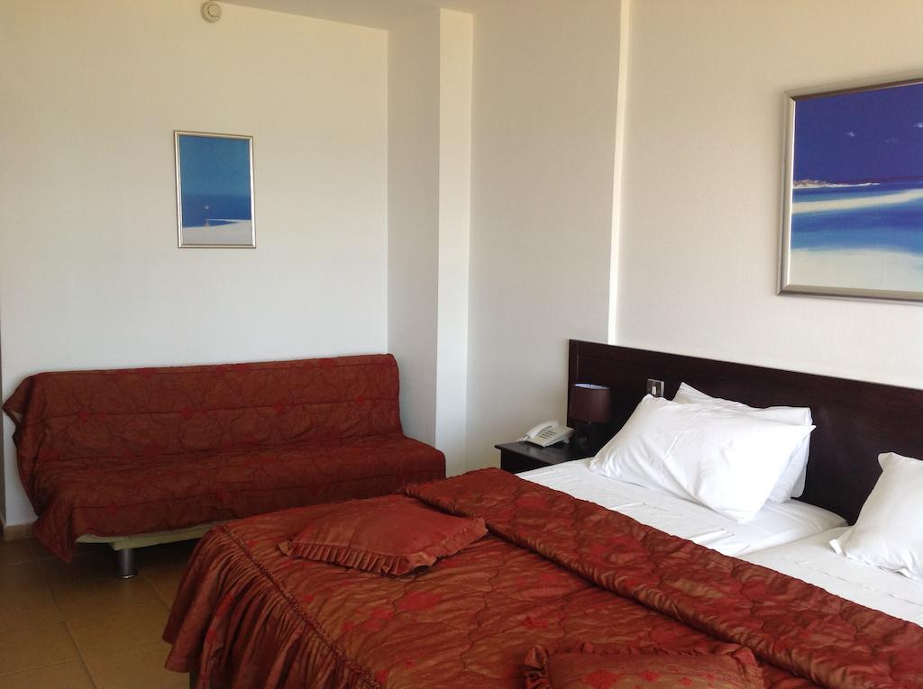 Aquarius Beach Hotel Λεμεσός Δωμάτιο φωτογραφία