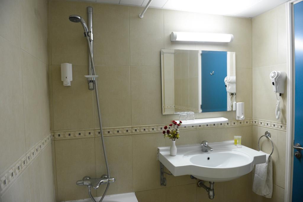 Aquarius Beach Hotel Λεμεσός Δωμάτιο φωτογραφία